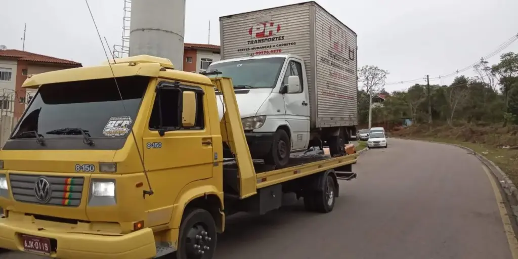 empresa de remoção de veículo em Curitiba